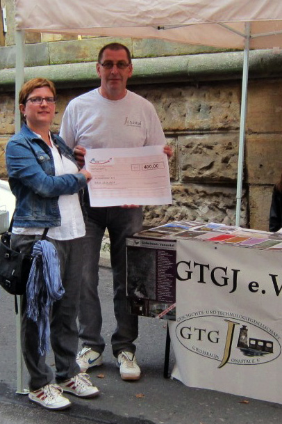 Überraschender Besuch mit einer Spende